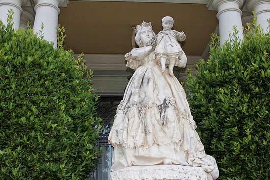 Isabel-II-Pedralbes-