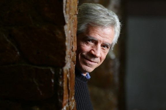 576_1385238383eduardoreyes1jordi_play