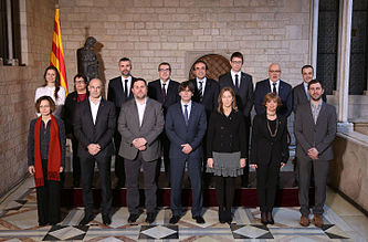 Foto_oficial_del_nou_Govern_Puigdemont.jpg