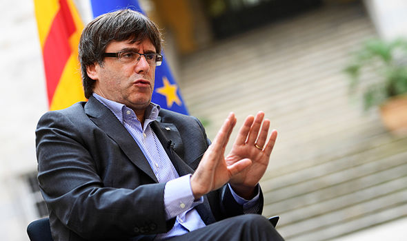 Puigdemont-durante-una-entrevista..jpg