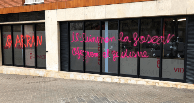 ataque-arran-cronica-global-redaccion-marina-04_10_670x355