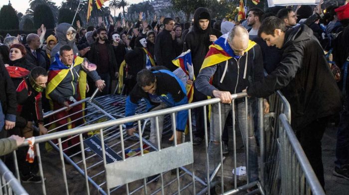 cdr_mossos_asalto_parlament-1440x808