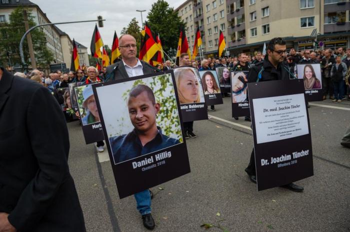 NINTCHDBPICT000430394315