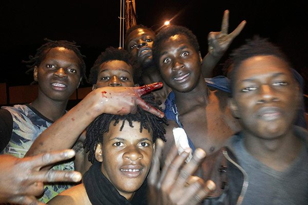 inmigrantes-negros-ceuta