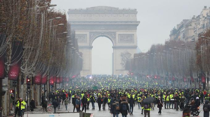 FRANCE-POLITICS-DEMO-SOCIAL