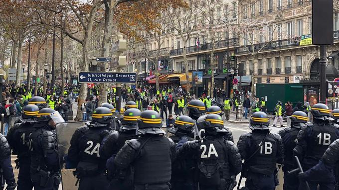 XVM5ed27fa2-faea-11e8-82b1-a05e4b7d268e-805x453