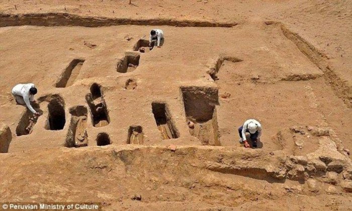 4A787FF700000578-5535565-image-a-64_1521801973408