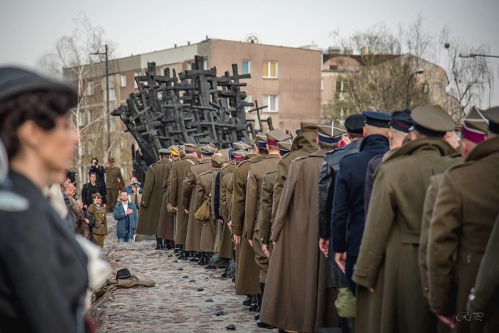 32623115147_0e74722dce_c