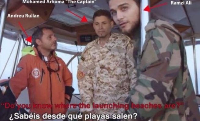 uno-de-los-cabecillas-del-open-arms-tratando-con-los-traficantes_1_656x398