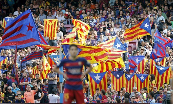Esteladas-CampNou-2015-reuters.jpg