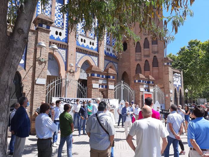 9A6EEDA9-EF02-45B3-94DD-CE04045EC51E